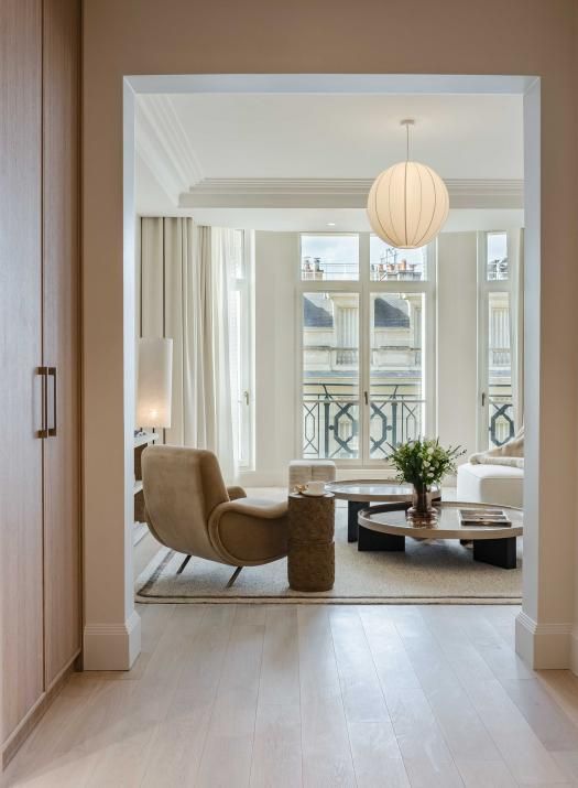 Black Door Trocadéro - Services